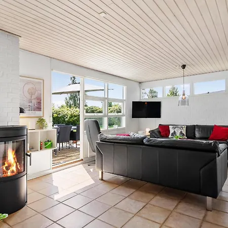 Three Bedroom Amazing In Sydals بيت للعطل *